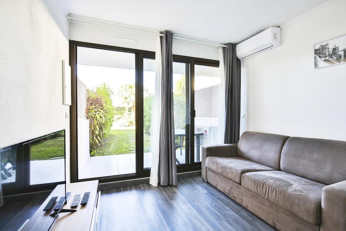 Superbe 2 Piece Tout Confort , Piscine /Ac/Parking Villa Villefranche-sur-Mer Luaran gambar
